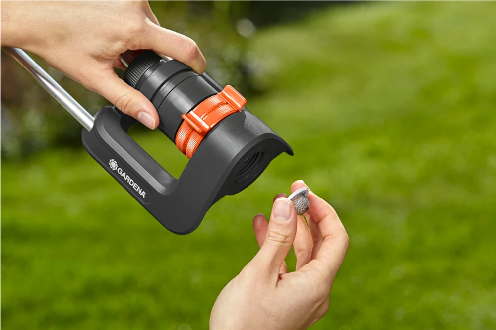 Gardena Aqua M Oscillating Sprinkler 5 Gardena Aqua M Oscillating Sprinkler - Image 3